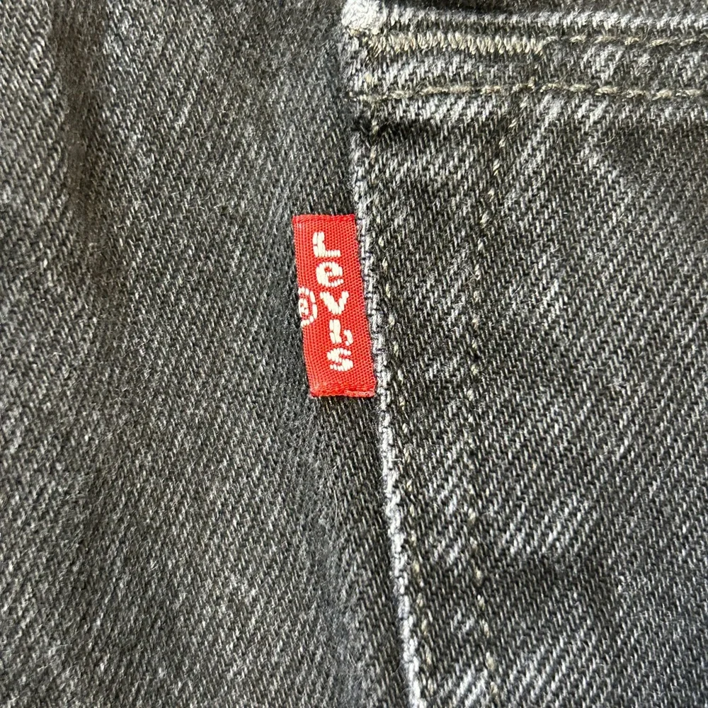 Levi's Vintage 501‎ Men's Black Straight Leg Button Fly Y2K Jeans 38/30